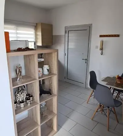 Lovely 1betroom Near The *